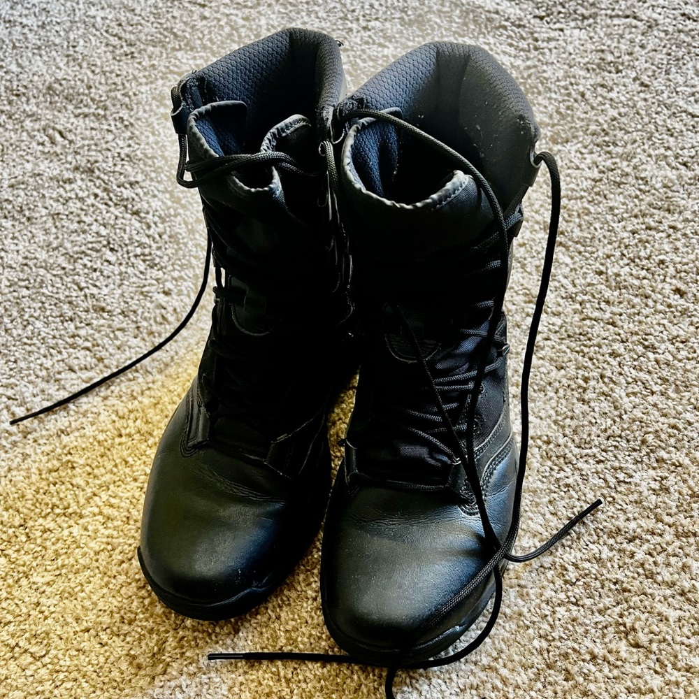 Nike Field Boot